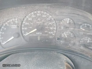2000 Chevrolet Silverado 1500 with VIN 1GCEC14W4YZ141940, listed as a IAAI auction lot 41702750 with 1 mi miles. Bid and sale history available at carsss.com. Image 7.