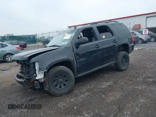 2008 Chevrolet Tahoe LTZ with VIN 1GNFK13078J136869, listed as a IAAI auction lot 42641688 with 178,857 mi miles and . Bid and sale history available at DreamBid. Image 17.