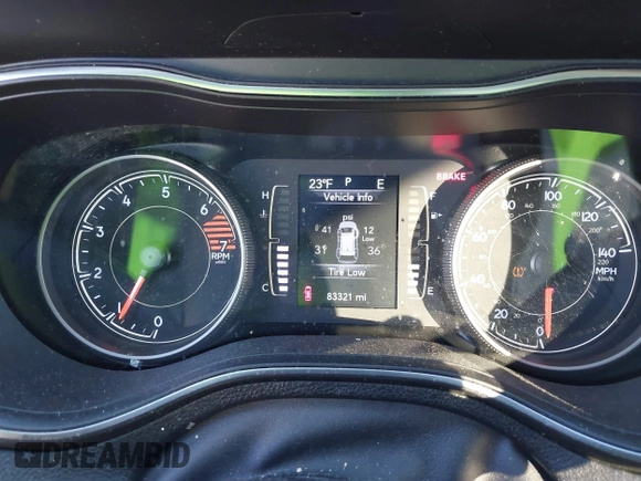2019 Jeep Cherokee Latitude with VIN 1C4PJLCB3KD416517, listed as a IAAI auction lot 41275406 with 83,321 mi miles. Bid and sale history available at carsss.com. Image 7.