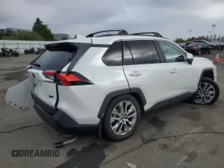 2023 Toyota RAV4 XLE Premium с VIN 2T3C1RFV0PW272264, выставлен на аукционе Copart как лот 50950395 с пробегом 25 080 миль миль и Списание • Salvage title. История ставок и продаж доступна на DreamBid. Изображение 3.