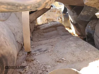 2006 Chevrolet Silverado 1500HD LT2 z VIN 1GCGK13U26F141378, wystawiony jako Copart lot #72618994 z przebiegiem Nie podano mil oraz Szkoda całkowita • Salvage title. Historia ofert i sprzedaży dostępna na DreamBid. Obrazek 11.