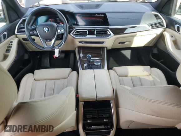 2021 BMW X5 xDrive40i z VIN 5UXCR6C03M9E85738, wystawiony jako Copart lot #47346135 z przebiegiem 28 117 mil mil oraz Szkoda całkowita • Salvage title. Historia ofert i sprzedaży dostępna na DreamBid. Obrazek 8.