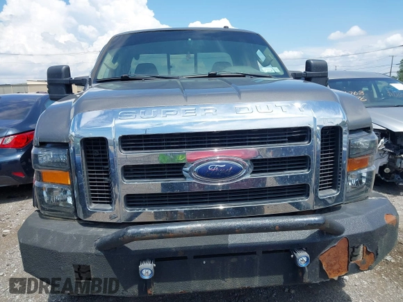 2008 Ford F-250 XL z VIN 1FTSX21R08EC85973, wystawiony jako IAAI lot #42645742 z przebiegiem 191 801 mil mil oraz . Historia ofert i sprzedaży dostępna na DreamBid. Obrazek 12.