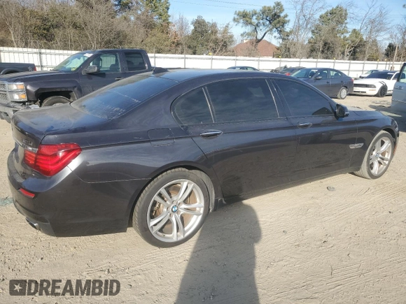 2015 BMW 7 Series 750Li with VIN WBAYE8C59FD780945, listed as a Copart auction lot 42730625 with 0 mi miles and Salvage Title. Bid and sale history available at carsss.com. Image 3.
