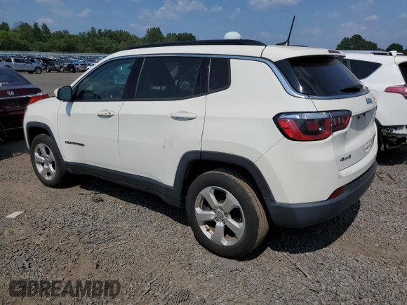 2019 Jeep Compass Latitude z VIN 3C4NJDBB4KT704264, wystawiony jako Copart lot #67137964 z przebiegiem 58 018 mil mil oraz Szkoda całkowita • Salvage title. Historia ofert i sprzedaży dostępna na DreamBid. Obrazek 2.