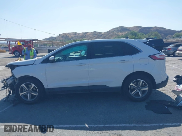 2020 Ford Edge SEL с VIN 2FMPK3J92LBB50181, выставлен на аукционе IAAI как лот 42315954 с пробегом Не указан миль и . История ставок и продаж доступна на DreamBid. Изображение 15.