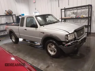 2001 Ford Ranger XL Fleet z VIN 1FTZR15E41PB34753, wystawiony jako IAAI lot #41375667 z przebiegiem 174 277 mil mil oraz . Historia ofert i sprzedaży dostępna na DreamBid. Obrazek 1.
