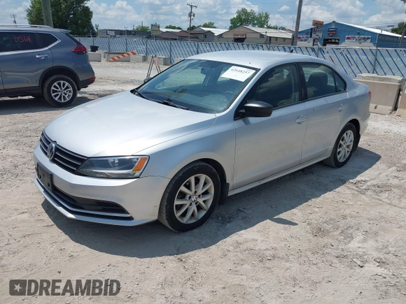 2015 Volkswagen Jetta SE with VIN 3VWD17AJ5FM284954, listed as a IAAI auction lot 42648257 with 192,230 mi miles and . Bid and sale history available at DreamBid. Image 2.