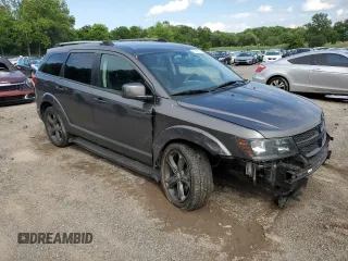 2015 Dodge Journey Crossroad with VIN 3C4PDDGG7FT676017, listed as a Copart auction lot 61740615 with 111,267 mi miles and Salvage title. Bid and sale history available at DreamBid. Image 4.