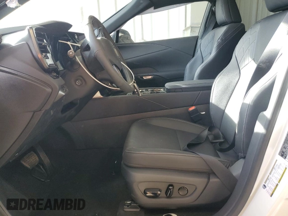 2025 Lexus RX 350h with VIN 2T2BBMCA2SC076015, listed as a Copart auction lot 50081885 with 119 mi miles and Non repairable. Bid and sale history available at DreamBid. Image 7.