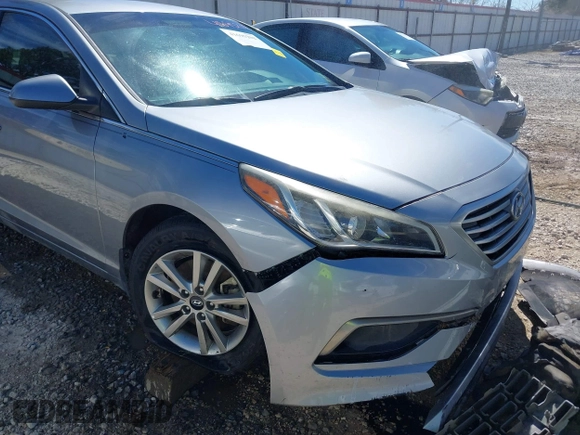 2016 Hyundai Sonata SE with VIN 5NPE24AF8GH413095, listed as a IAAI auction lot 41695202 with 136,175 mi miles and . Bid and sale history available at DreamBid. Image 6.