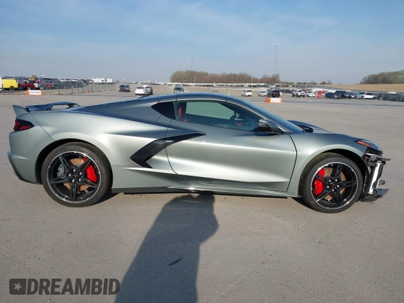 2024 Chevrolet Corvette 2LT z VIN 1G1YB2D47R5112325, wystawiony jako IAAI lot #42007944 z przebiegiem 11 725 mil mil oraz . Historia ofert i sprzedaży dostępna na DreamBid. Obrazek 14.