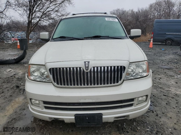2006 Lincoln Navigator Luxury with VIN 5LMFU28526LJ16522, listed as a Copart auction lot 44016095 with 67,221 mi miles and Salvage Title. Bid and sale history available at carsss.com. Image 5.