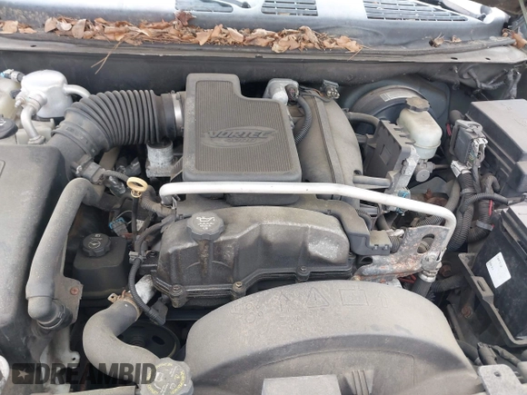 2007 GMC Envoy SLE with VIN 1GKDS13S572174308, listed as a IAAI auction lot 42211372 with 212,377 mi miles and . Bid and sale history available at DreamBid. Image 10.