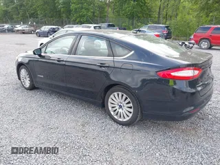 2015 Ford Fusion SE Hybrid с VIN 3FA6P0LU0FR236411, выставлен на аукционе IAAI как лот 42553364 с пробегом 150 133 миль миль и . История ставок и продаж доступна на DreamBid. Изображение 3.