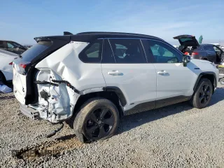 2021 Toyota RAV4 Hybrid XSE with VIN 2T3E6RFV1MW018990, listed as a Copart auction lot 64043865 with 55,938 mi miles and Salvage title. Bid and sale history available at DreamBid. Image 3.