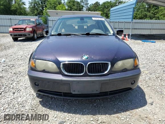 2004 BMW 3 Series 330xi with VIN WBAEW53434PN32840, listed as a Copart auction lot 57252165 with 213,458 mi miles and Clean title. Bid and sale history available at DreamBid. Image 5.