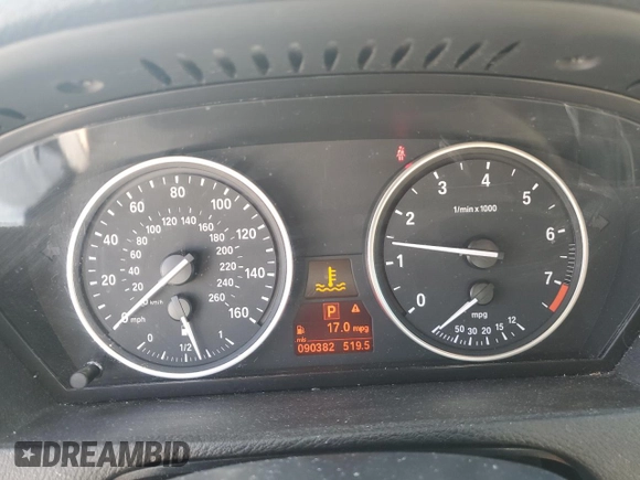 2013 BMW X5 xDrive50i with VIN 5UXZV8C5XD0C16993, listed as a Copart auction lot 60169825 with 90,382 mi miles and Salvage title. Bid and sale history available at DreamBid. Image 9.