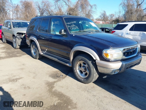 2000 Ford Explorer Eddie Bauer z VIN 1FMDU74E4YZA45773, wystawiony jako IAAI lot #41678121 z przebiegiem 129 263 mil mil oraz . Historia ofert i sprzedaży dostępna na DreamBid. Obrazek 1.
