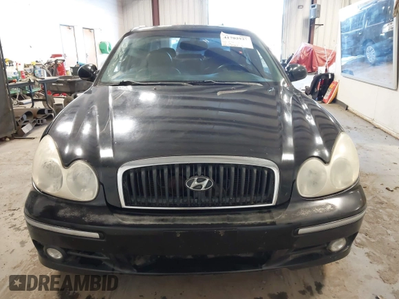 2003 Hyundai Sonata GLS with VIN KMHWF35H33A782779, listed as a IAAI auction lot 41702937 with 285,264 mi miles. Bid and sale history available at carsss.com. Image 13.