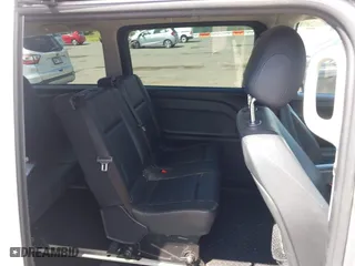 2017 Mercedes-Benz Metris Passenger Van with VIN WD4PG2EE4H3227394, listed as a IAAI auction lot 41722636 with 142,308 mi miles. Bid and sale history available at carsss.com. Image 8.