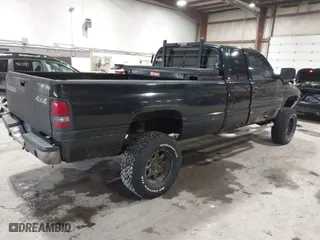 2001 Dodge Ram 2500 with VIN 1B7KF23621J611551, listed as a IAAI auction lot 41624829 with 262,963 mi miles. Bid and sale history available at carsss.com. Image 4.