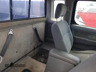 1998 Nissan Frontier XE z VIN 1N6DD26S3WC335610, wystawiony jako Copart lot #59061785 z przebiegiem 158 550 mil mil oraz Czysty tytuł • Clean title. Historia ofert i sprzedaży dostępna na DreamBid. Obrazek 10.