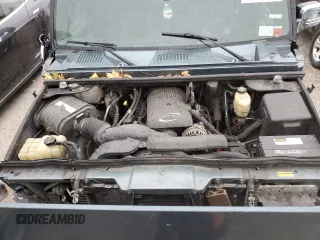 2005 Hummer H2 SUV with VIN 5GRGN23U95H116850, listed as a Copart auction lot 41478625 with 0 mi miles and Non Repairable. Bid and sale history available at carsss.com. Image 11.