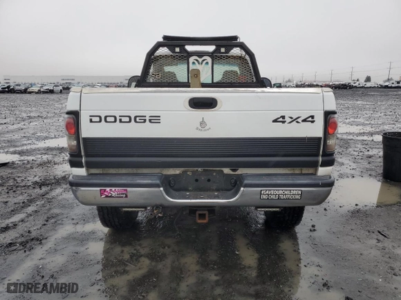 1998 Dodge Ram 1500 with VIN 1B7HF16Z2WS579700, listed as a Copart auction lot 81646884 with 328,476 mi miles and Salvage Title. Bid and sale history available at carsss.com. Image 6.