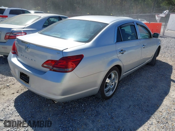 2008 Toyota Avalon XL with VIN 4T1BK36B58U323196, listed as a IAAI auction lot 41840838 with 162,683 mi miles. Bid and sale history available at carsss.com. Image 4.