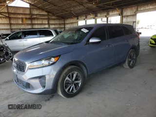 2020 Kia Sorento LX z VIN 5XYPG4A57LG619964, wystawiony jako Copart lot #64494475 z przebiegiem 110 240 mil mil oraz Czysty tytuł • Clean title. Historia ofert i sprzedaży dostępna na DreamBid. Obrazek 1.