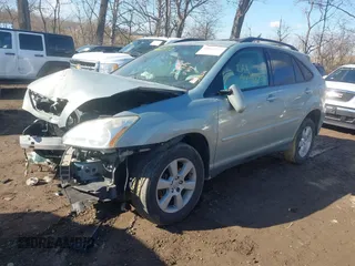 2007 Lexus RX 350 with VIN 2T2HK31U07C039490, listed as a IAAI auction lot 41667377 with 175,037 mi miles. Bid and sale history available at carsss.com. Image 18.