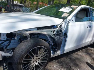 2022 Mercedes-Benz C 300 with VIN W1KAF4HB0NR043102, listed as a IAAI auction lot 42002594 with 31,612 mi miles and . Bid and sale history available at DreamBid. Image 6.