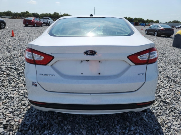 2015 Ford Fusion SE z VIN 1FA6P0H72F5115417, wystawiony jako Copart lot #58768125 z przebiegiem 106 366 mil mil oraz Szkoda całkowita • Salvage title. Historia ofert i sprzedaży dostępna na DreamBid. Obrazek 6.
