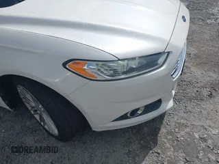2013 Ford Fusion SE with VIN 3FA6P0HR4DR188994, listed as a IAAI auction lot 42758067 with 98,152 mi miles and . Bid and sale history available at DreamBid. Image 6.