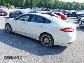 2015 Ford Fusion SE с VIN 1FA6P0HD6F5119721, выставлен на аукционе IAAI как лот 42585323 с пробегом 129 359 миль миль и . История ставок и продаж доступна на DreamBid. Изображение 3.