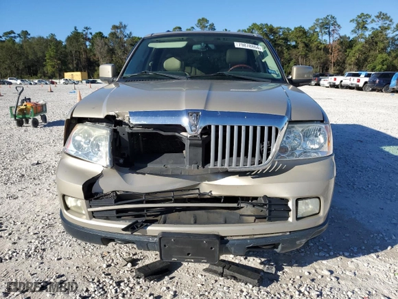 2005 Lincoln Navigator Luxury with VIN 5LMFU27565LJ02932, listed as a Copart auction lot 79878864 with 120,426 mi miles and Salvage Title. Bid and sale history available at carsss.com. Image 5.