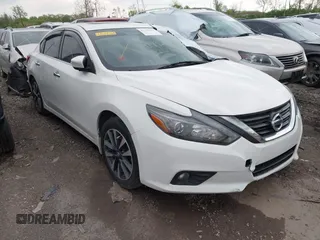 2016 Nissan Altima SR with VIN 1N4AL3AP8GC169495, listed as a IAAI auction lot 41792151 with 131,918 mi miles and . Bid and sale history available at carsss.com. Image 1.