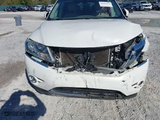 2014 Nissan Pathfinder SV with VIN 5N1AR2MN7EC682582, listed as a IAAI auction lot 41223254 with 149,860 mi miles. Bid and sale history available at carsss.com. Image 6.