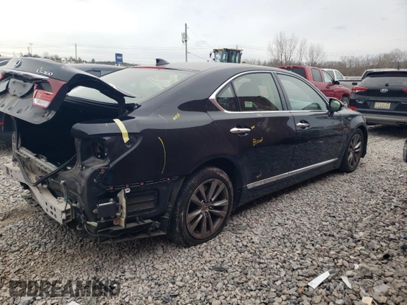 2016 Lexus LS 460 z VIN JTHCL5EF3G5026392, wystawiony jako Copart lot #88937385 z przebiegiem 81 110 mil mil oraz Szkoda całkowita • Salvage title. Historia ofert i sprzedaży dostępna na DreamBid. Obrazek 3.