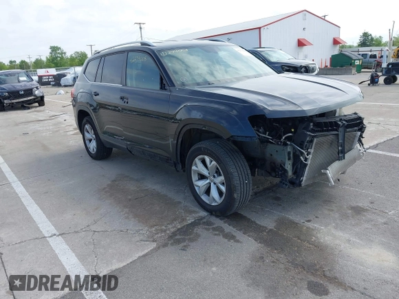 2018 Volkswagen Atlas SE with VIN 1V2CR2CA7JC535473, listed as a IAAI auction lot 42279008 with 88,409 mi miles and . Bid and sale history available at DreamBid. Image 1.