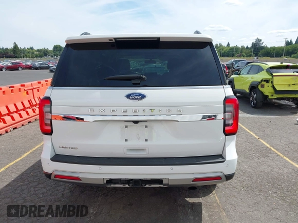 2023 Ford Expedition Limited z VIN 1FMJU2A86PEA53268, wystawiony jako IAAI lot #42555489 z przebiegiem 41 260 mil mil oraz . Historia ofert i sprzedaży dostępna na DreamBid. Obrazek 17.