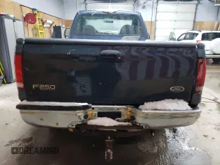 2005 Ford F-250 XL with VIN 1FTNF21565EA30933, listed as a Copart auction lot 86381274 with 140,709 mi miles and Clean Title. Bid and sale history available at DreamBid. Image 6.