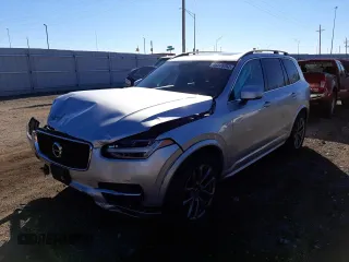 2019 Volvo XC90 Momentum with VIN YV4102PK7K1497503, listed as a Copart auction lot 66245752 with 28,181 mi miles. Bid and sale history available at carsss.com. Image 2.