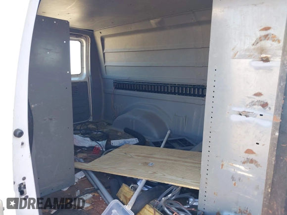 2006 Ford Econoline Cargo with VIN 1FTSE34L66HB03093, listed as a IAAI auction lot 41197550 with 310,863 mi miles. Bid and sale history available at carsss.com. Image 8.