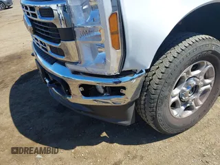 2025 Ford F-250 XL с VIN 1FT7W2BT5SEC99779, выставлен на аукционе IAAI как лот 42849068 с пробегом 7 850 миль миль и . История ставок и продаж доступна на DreamBid. Изображение 17.
