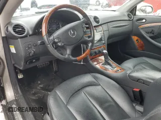 2005 Mercedes-Benz CLK 320 with VIN WDBTK65G35T043686, listed as a Copart auction lot 82688994 with 154,120 mi miles and Clean Title. Bid and sale history available at DreamBid. Image 8.