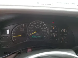2000 Chevrolet Suburban LS with VIN 3GNEC16T3YG112424, listed as a Copart auction lot 48771605 with 242,592 mi miles and Clean title. Bid and sale history available at DreamBid. Image 9.