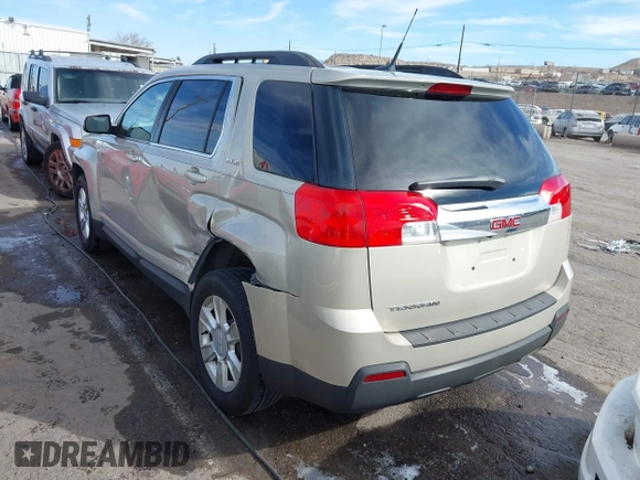 2010 GMC Terrain SLE-2 with VIN 2CTALDEW2A6361176, listed as a IAAI auction lot 41525393 with 111,821 mi miles. Bid and sale history available at carsss.com. Image 3.