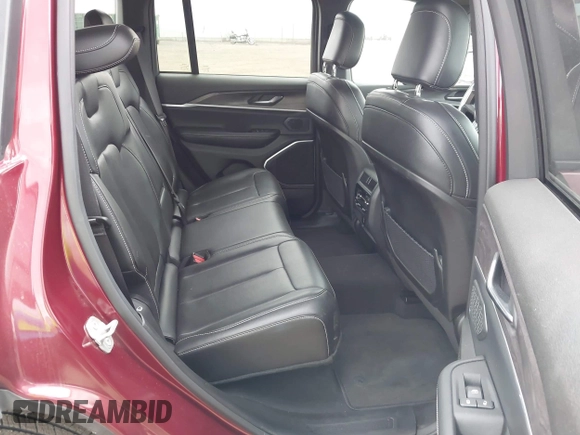 2024 Jeep Grand Cherokee с VIN 1C4RJYB69RC132500, выставлен на аукционе IAAI как лот 42553951 с пробегом 20 990 миль миль и . История ставок и продаж доступна на DreamBid. Изображение 8.